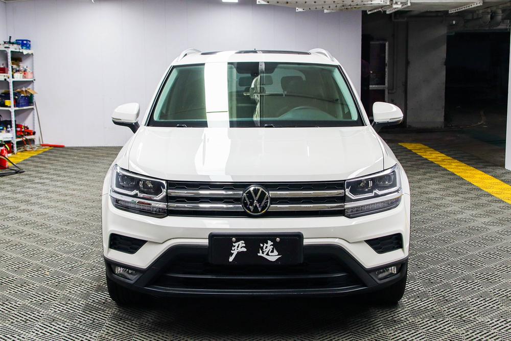 Volkswagen Tharu