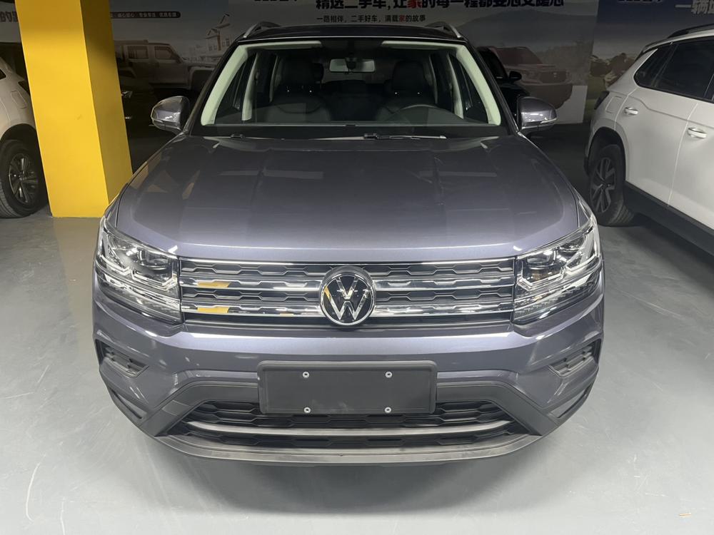 Volkswagen Tharu
