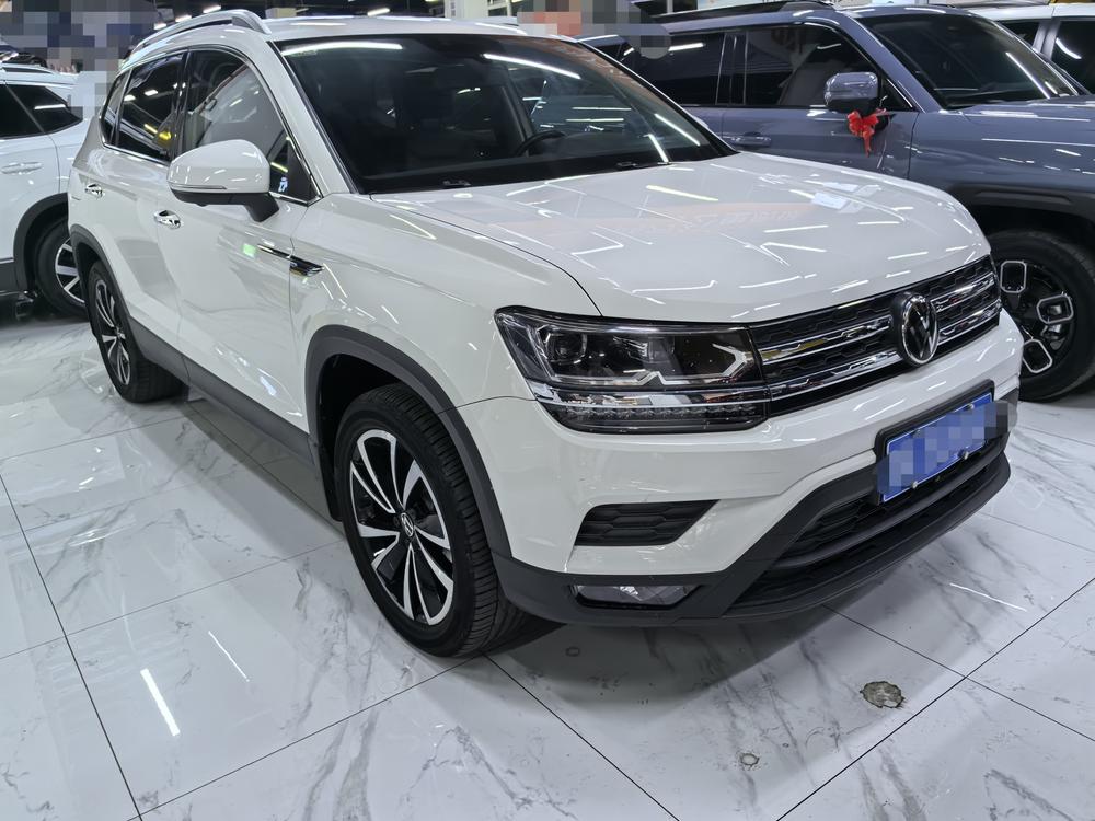 Volkswagen Tharu