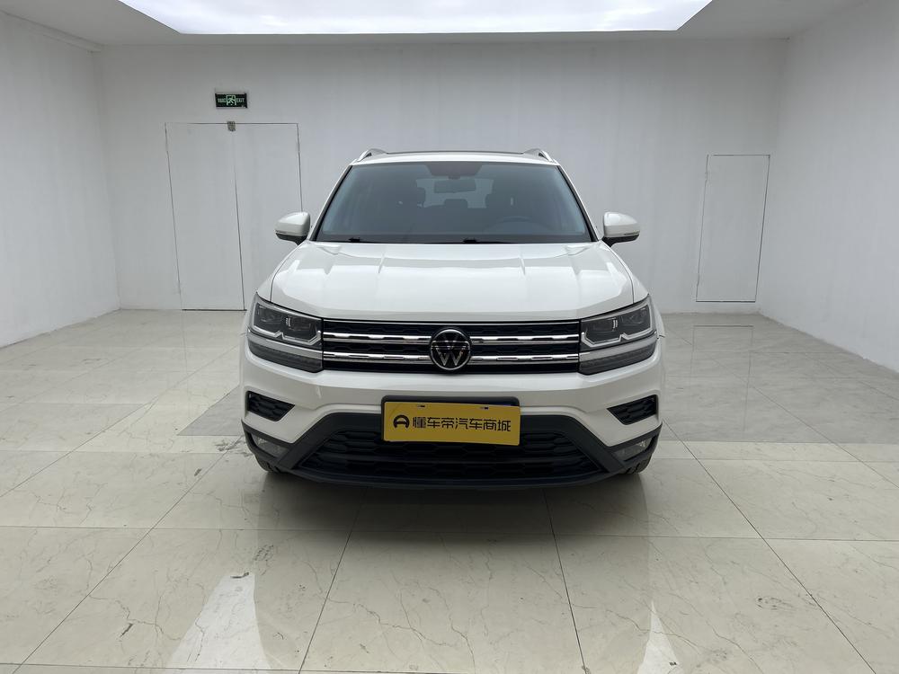 Volkswagen Tharu