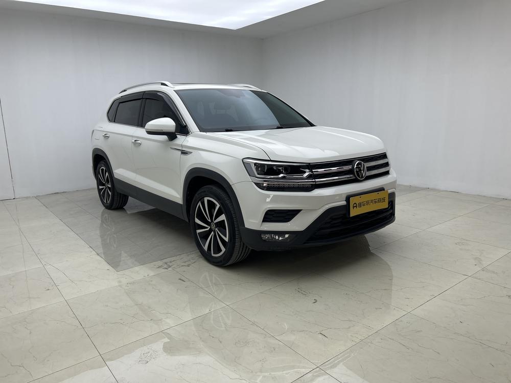 Volkswagen Tharu