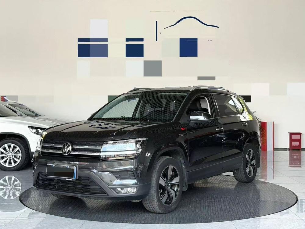 Volkswagen Tharu