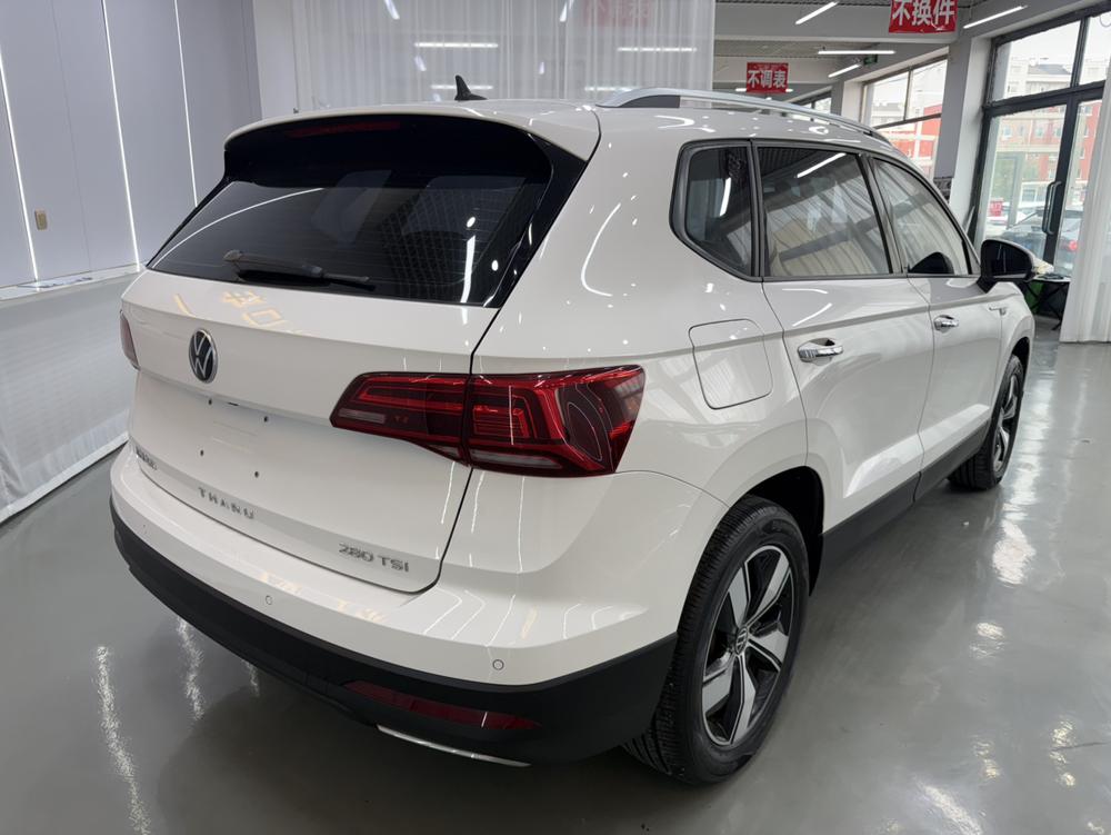 Volkswagen Tharu