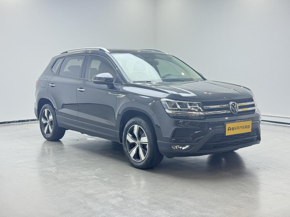 Volkswagen Tharu