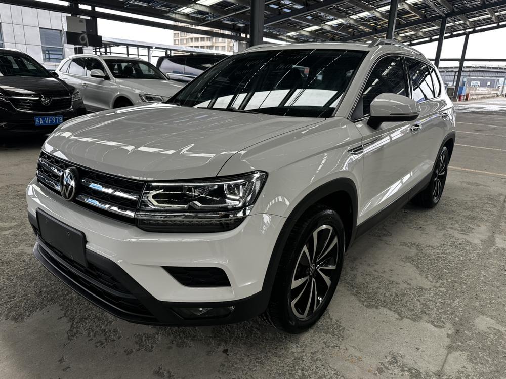 Volkswagen Tharu