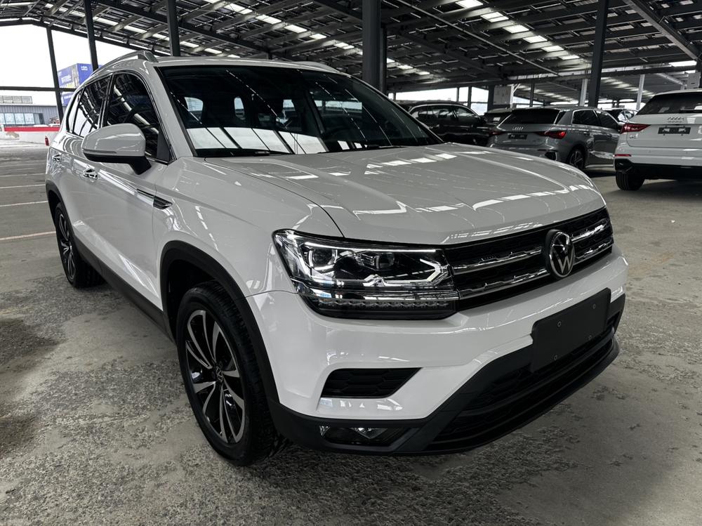 Volkswagen Tharu