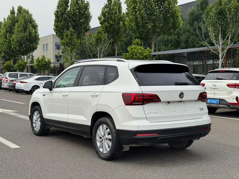 Volkswagen Tharu