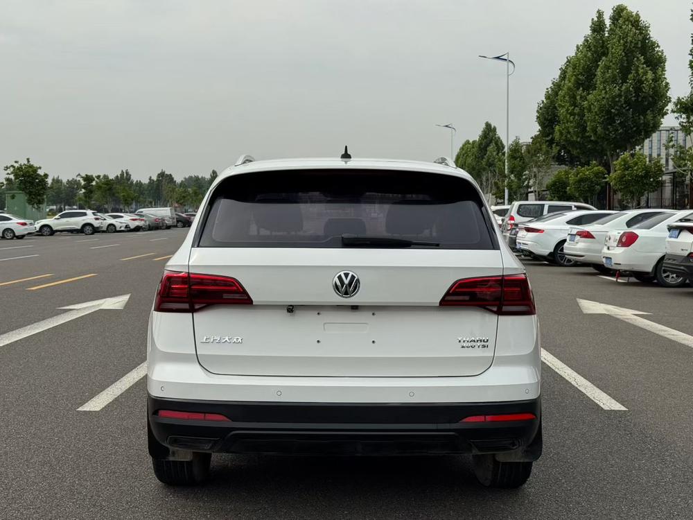 Volkswagen Tharu