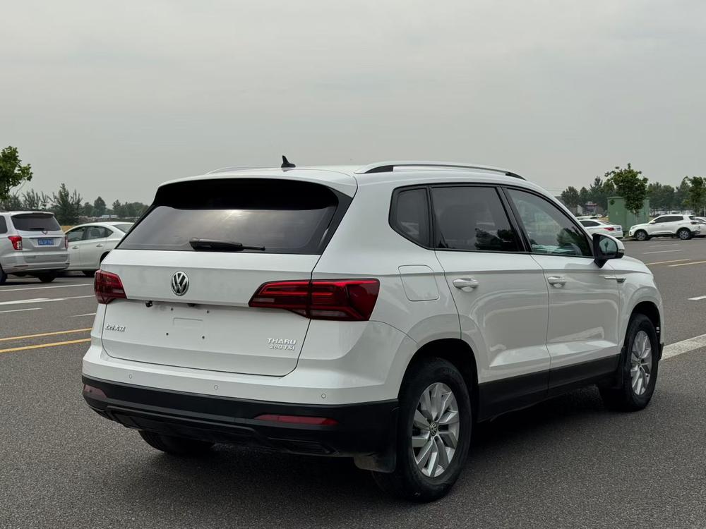 Volkswagen Tharu