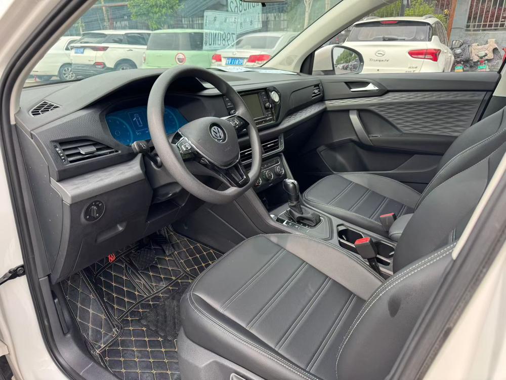 Volkswagen Tharu