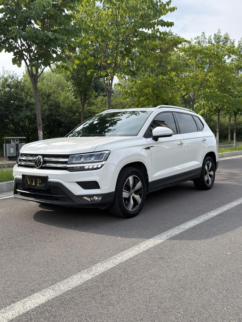 Volkswagen Tharu