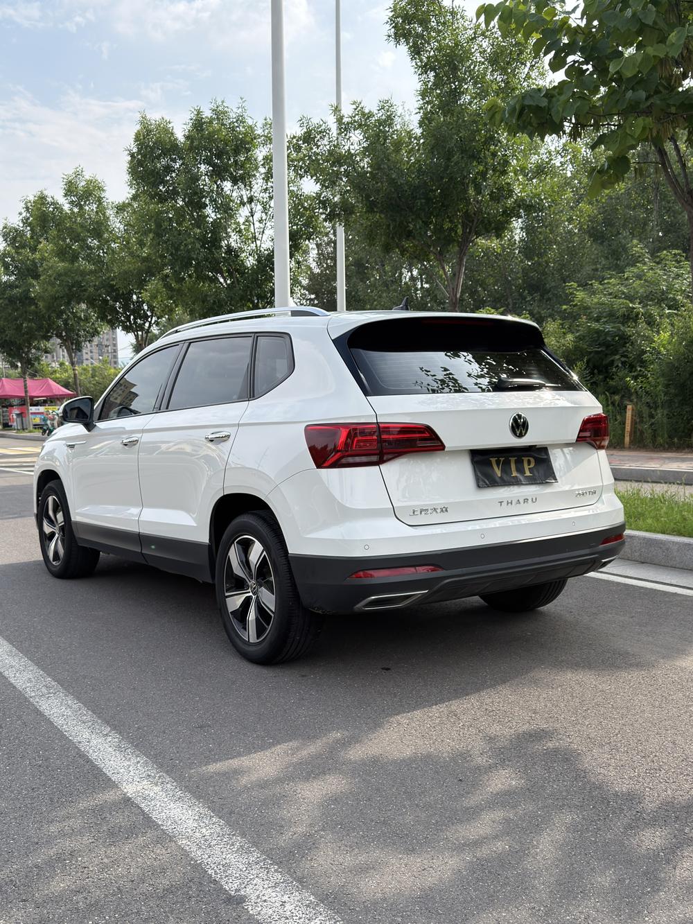 Volkswagen Tharu