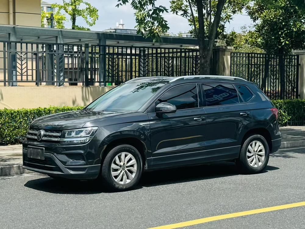 Volkswagen Tharu
