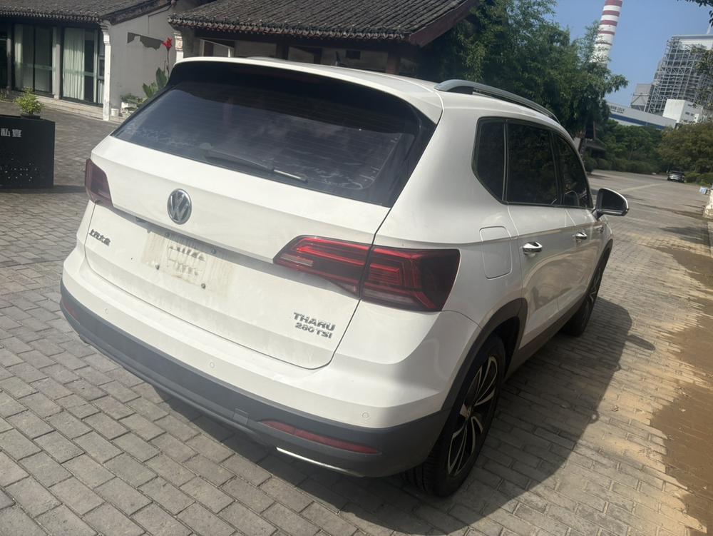 Volkswagen Tharu