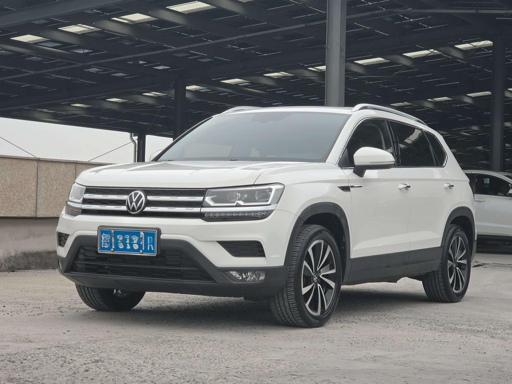 Volkswagen Tharu