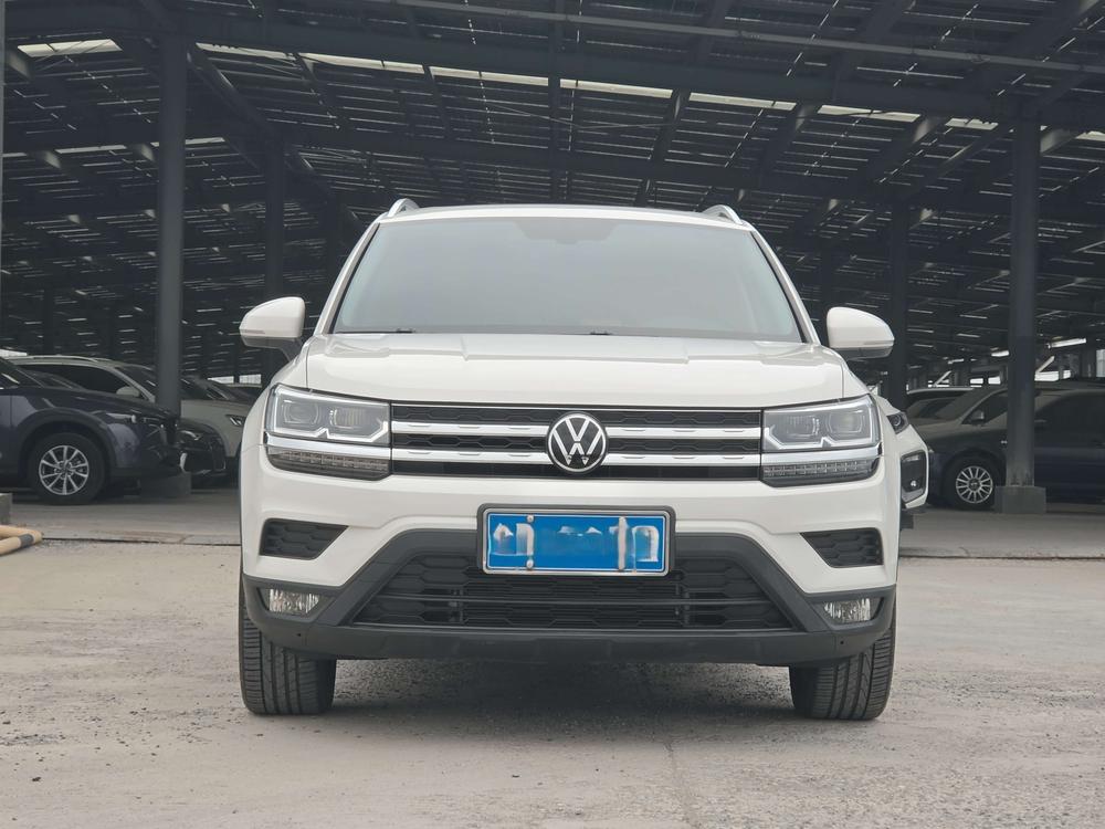 Volkswagen Tharu