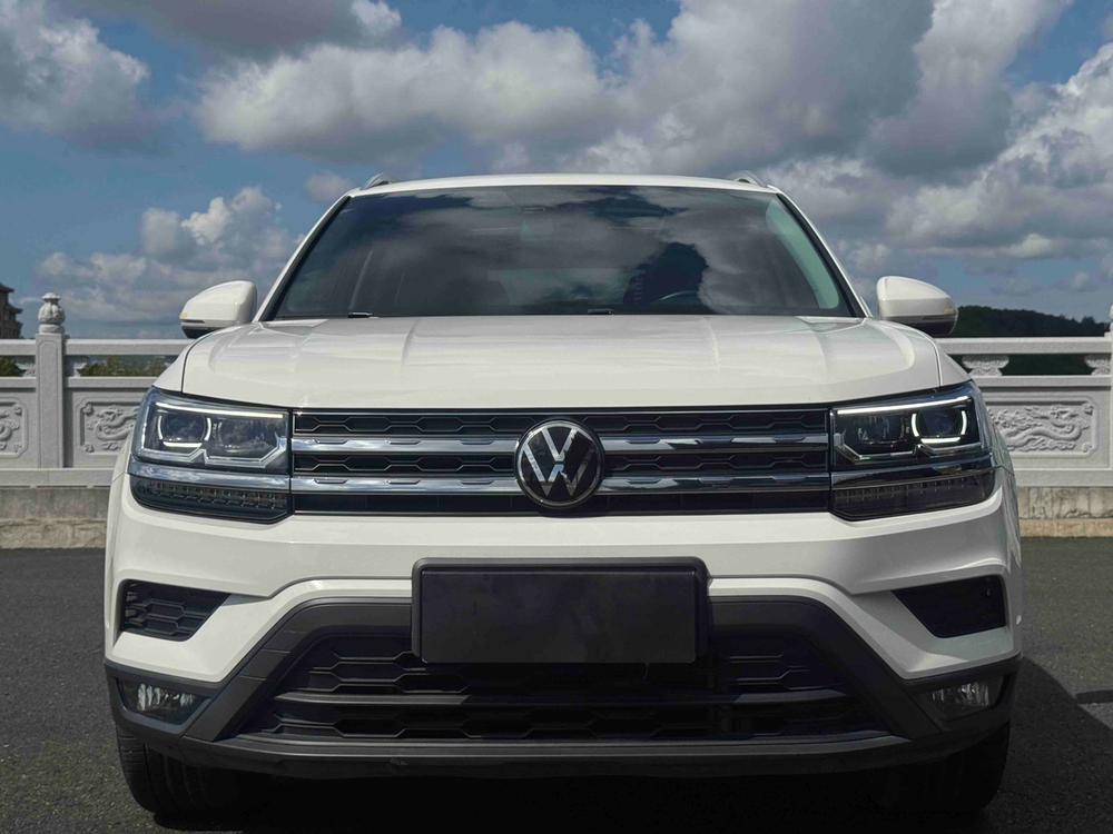 Volkswagen Tharu