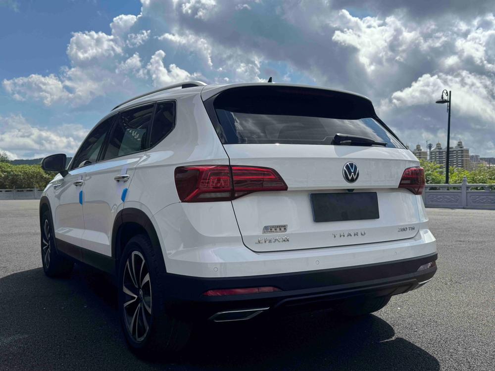 Volkswagen Tharu