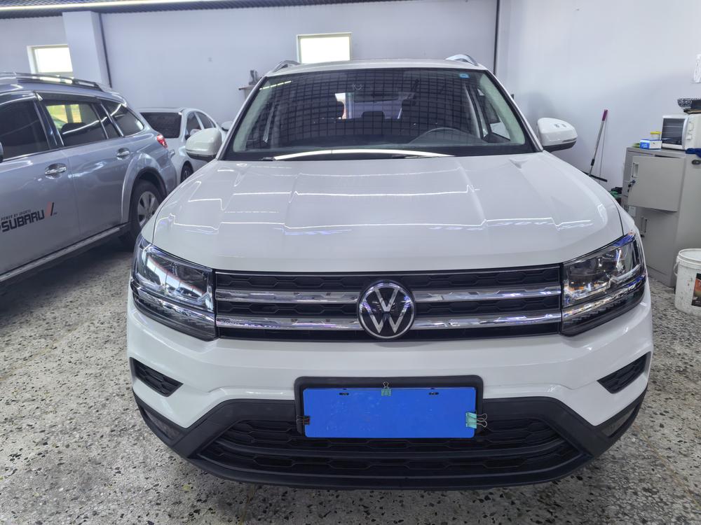 Volkswagen Tharu