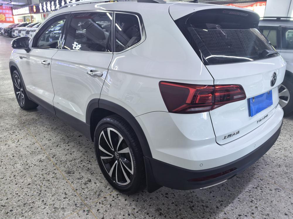 Volkswagen Tharu