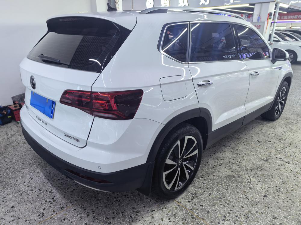 Volkswagen Tharu