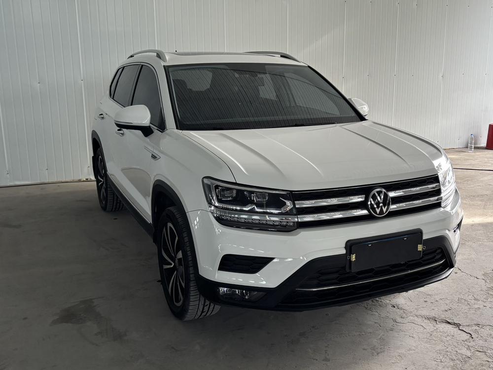 Volkswagen Tharu