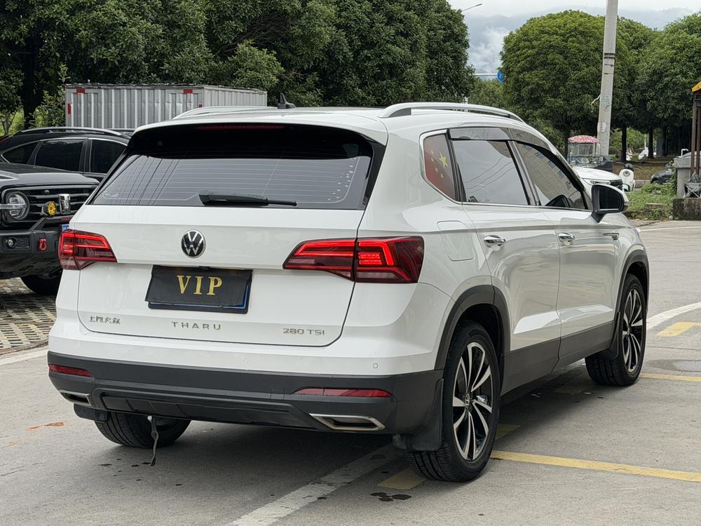 Volkswagen Tharu