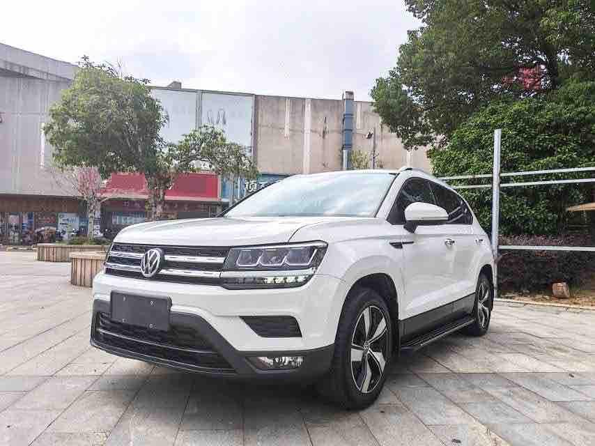 Volkswagen Tharu