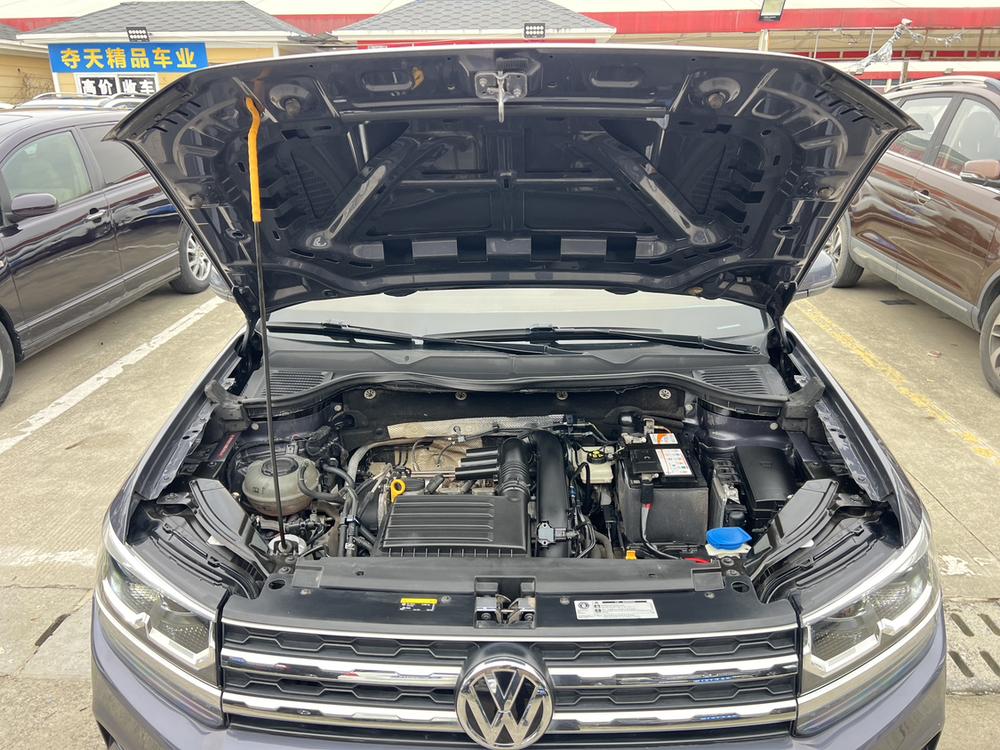 Volkswagen Tharu