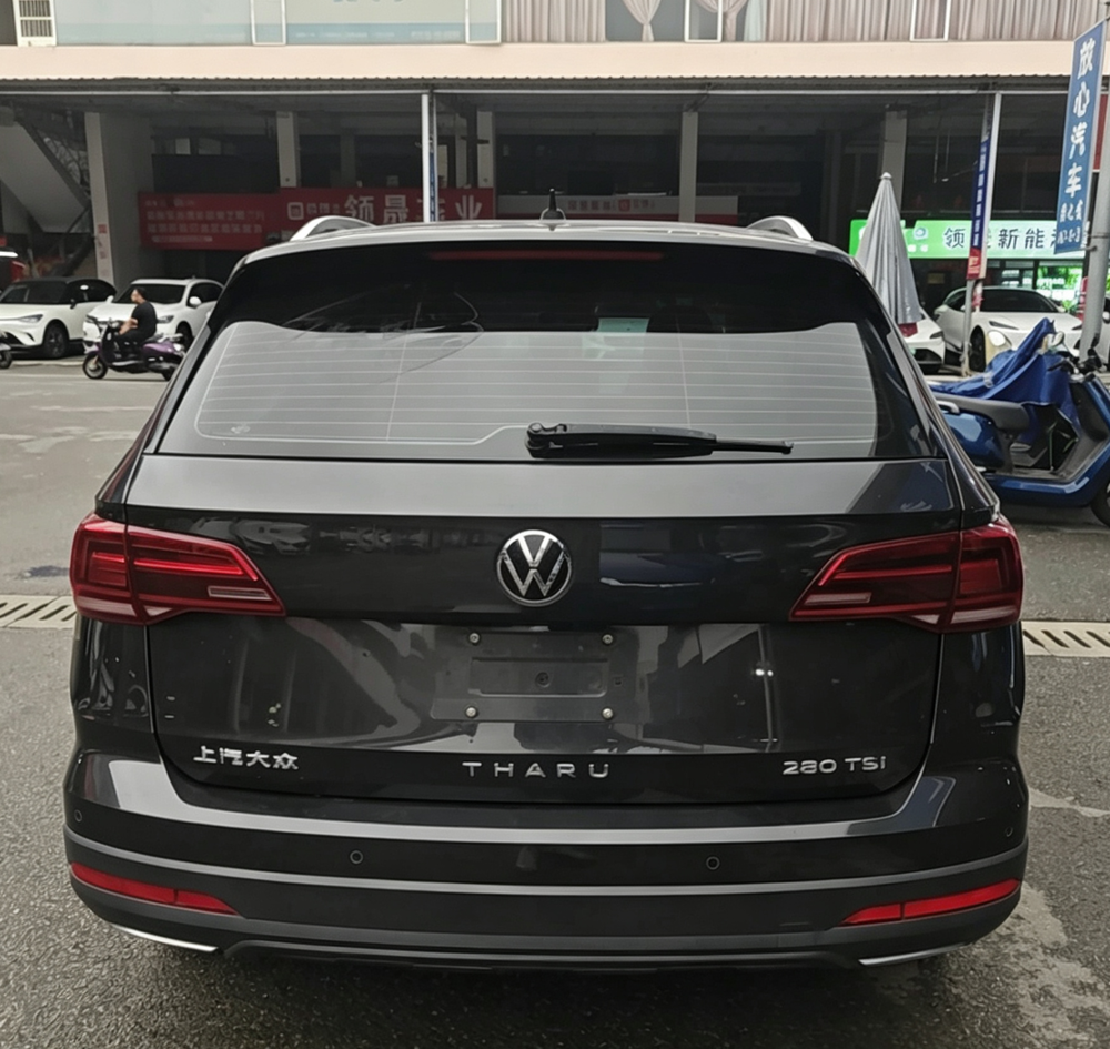 Volkswagen Tharu