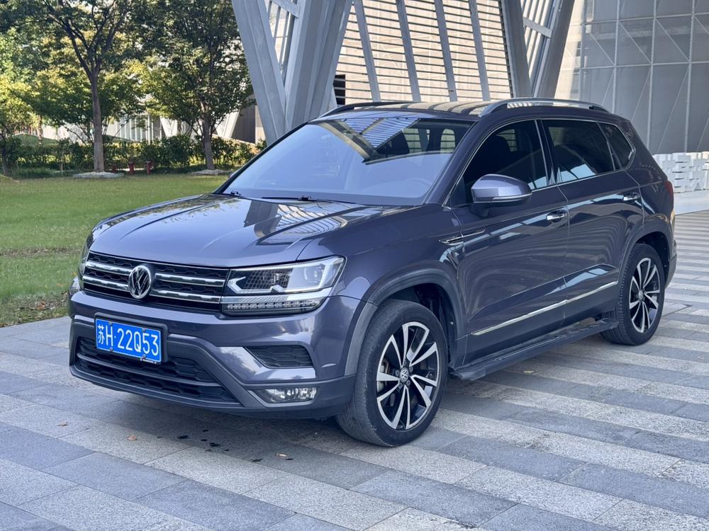 Volkswagen Tharu