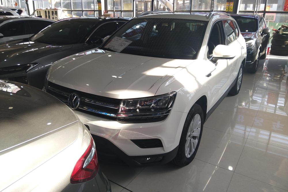Volkswagen Tharu
