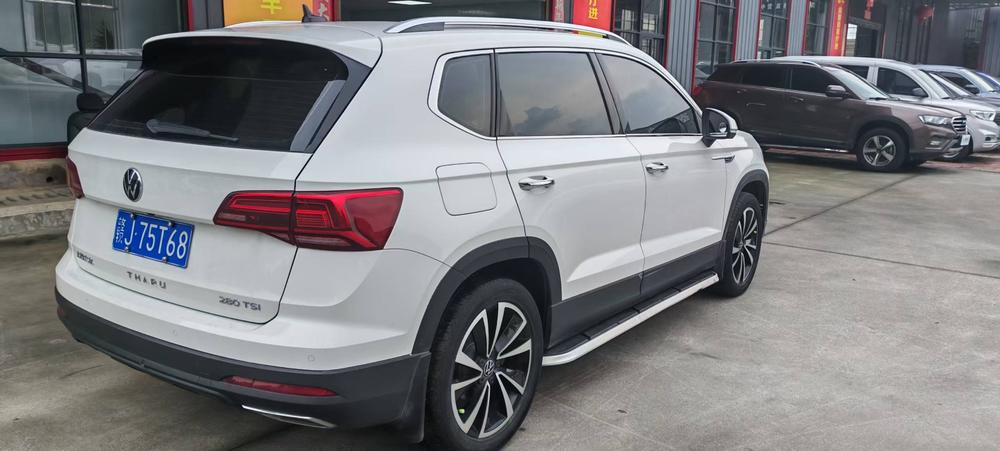 Volkswagen Tharu