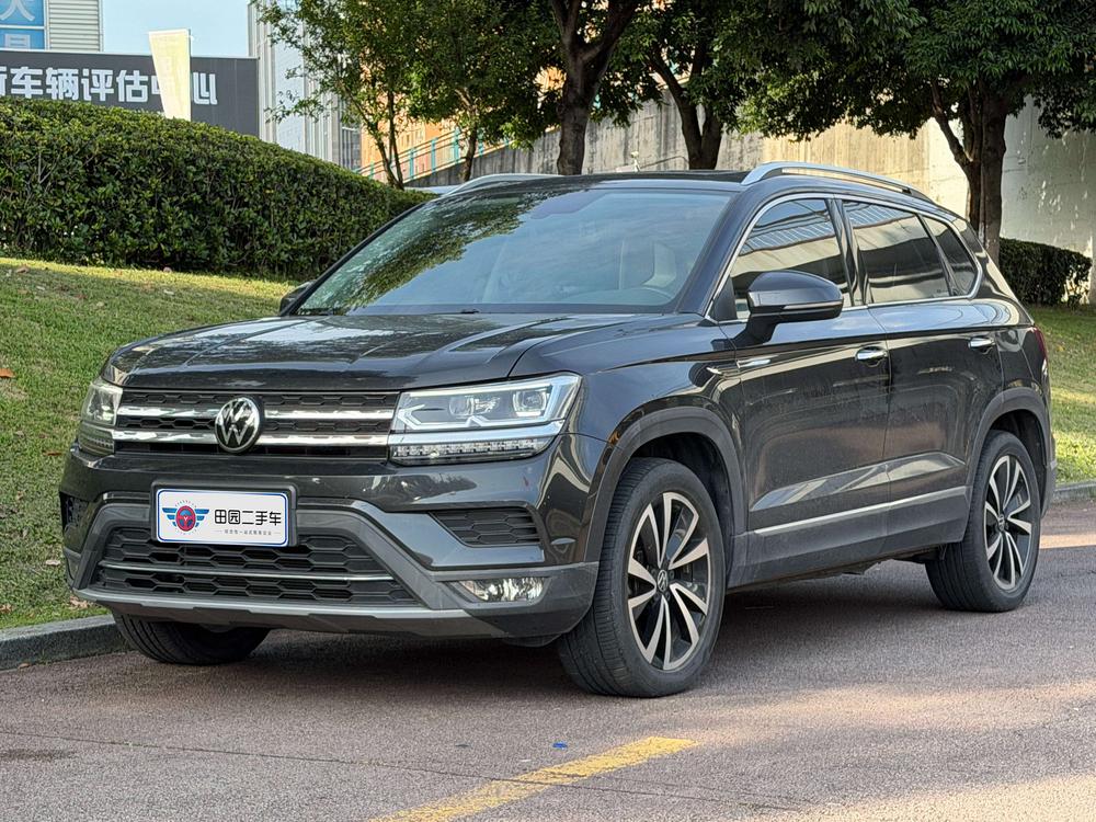 Volkswagen Tharu