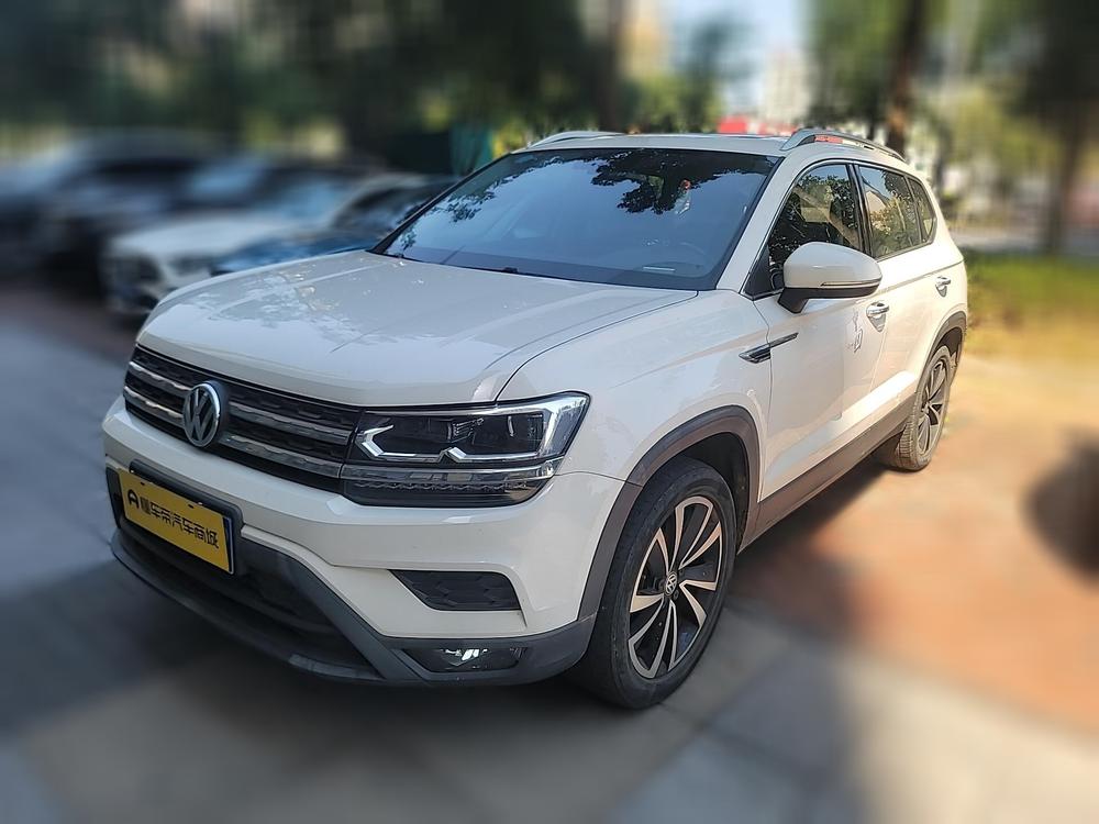 Volkswagen Tharu