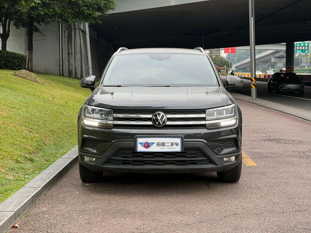 Volkswagen Tharu
