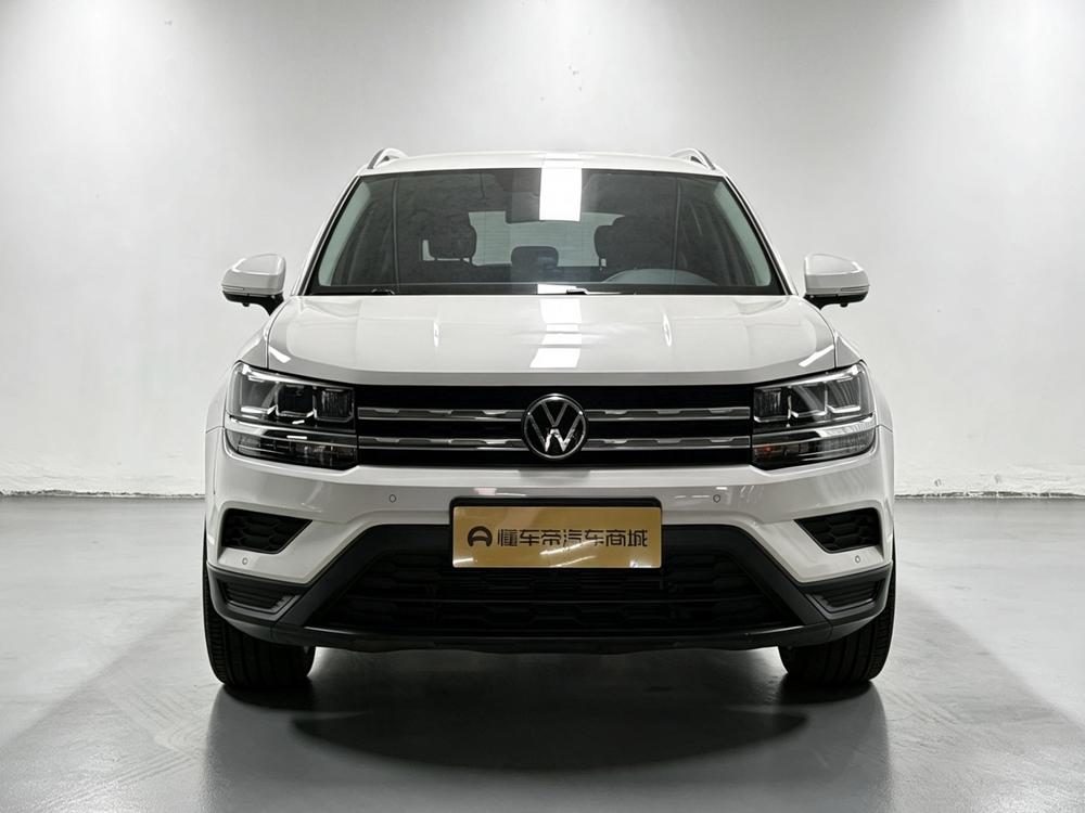 Volkswagen Tharu