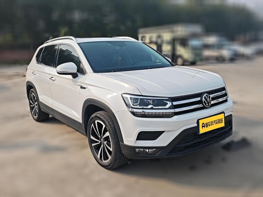 Volkswagen Tharu
