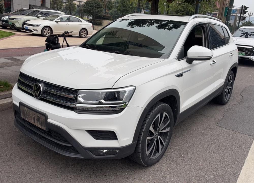 Volkswagen Tharu