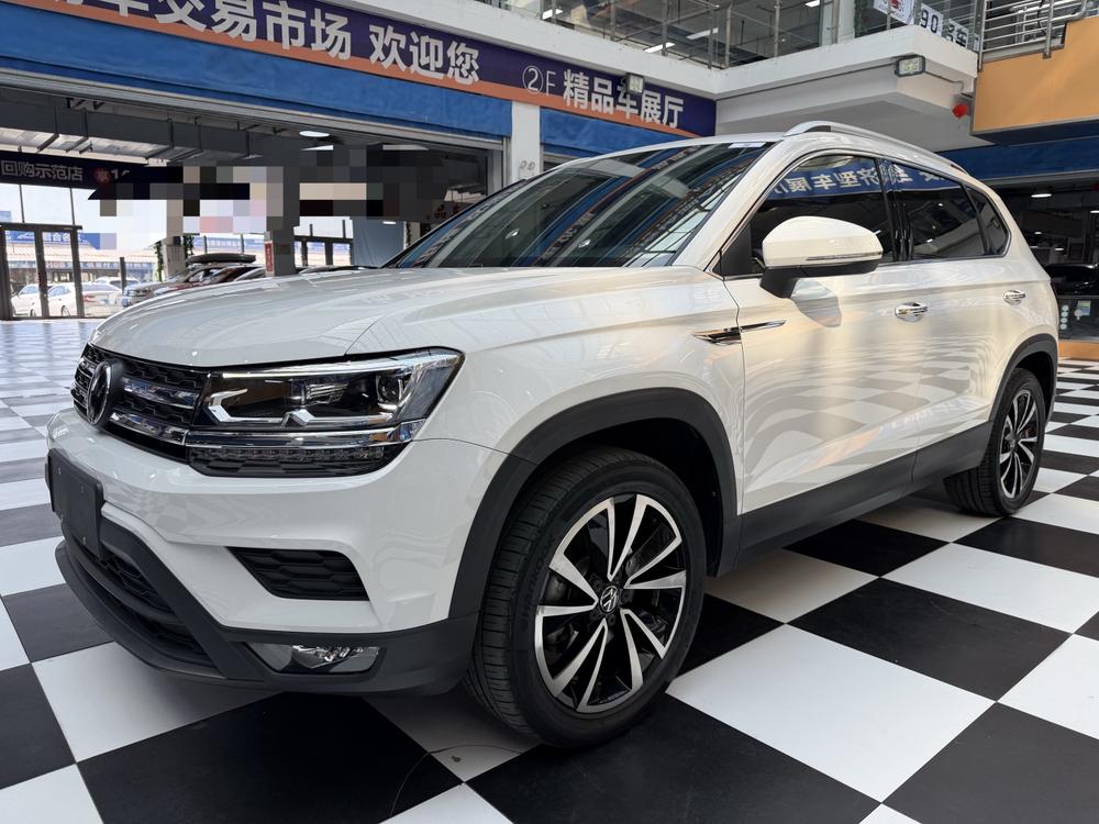 Volkswagen Tharu