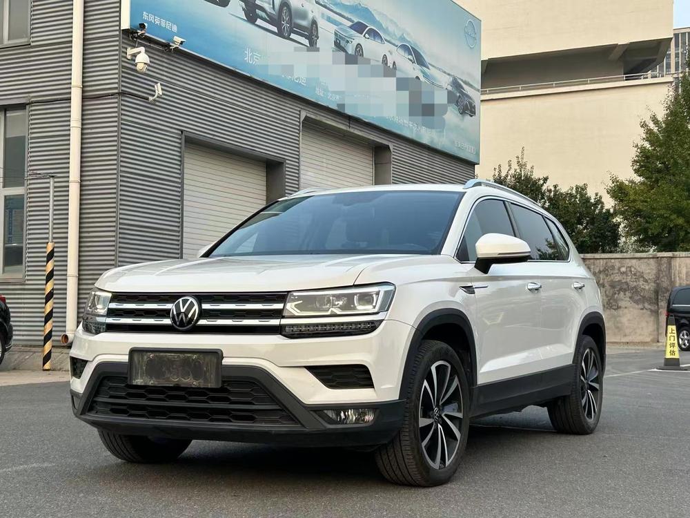 Volkswagen Tharu