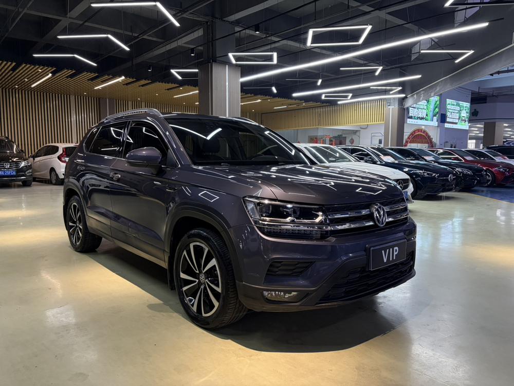 Volkswagen Tharu