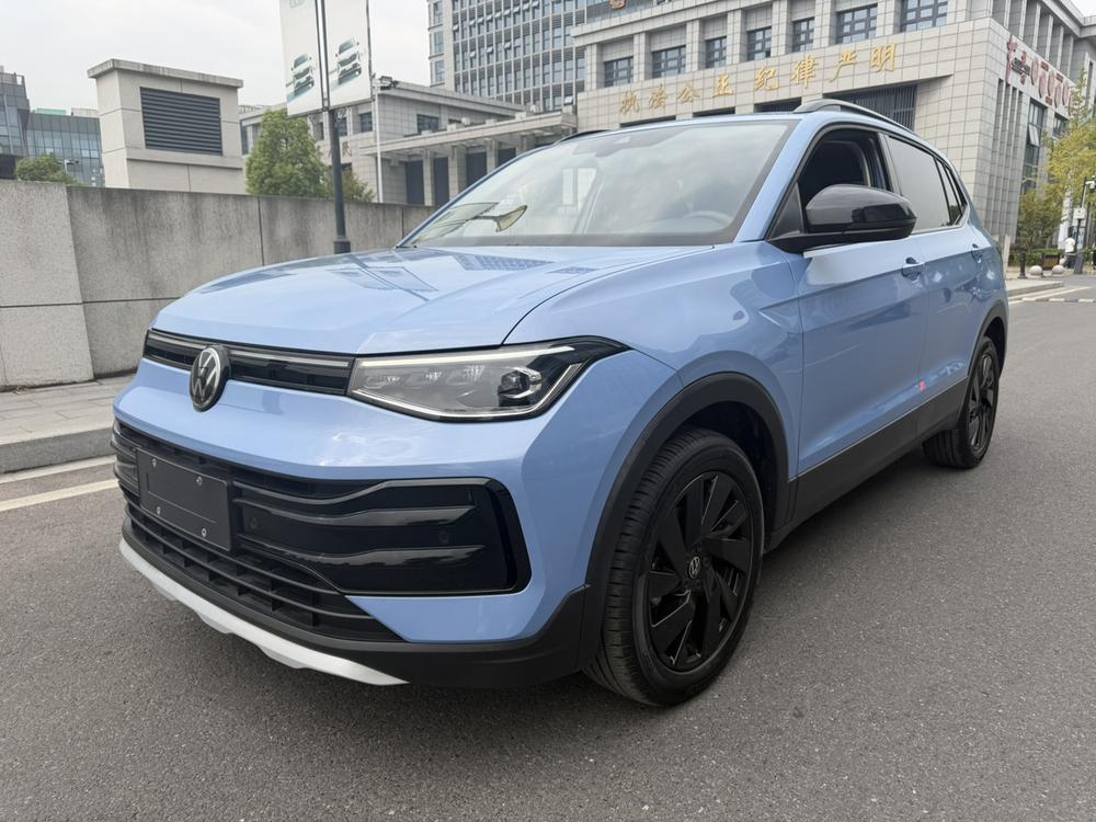 Volkswagen Tharu