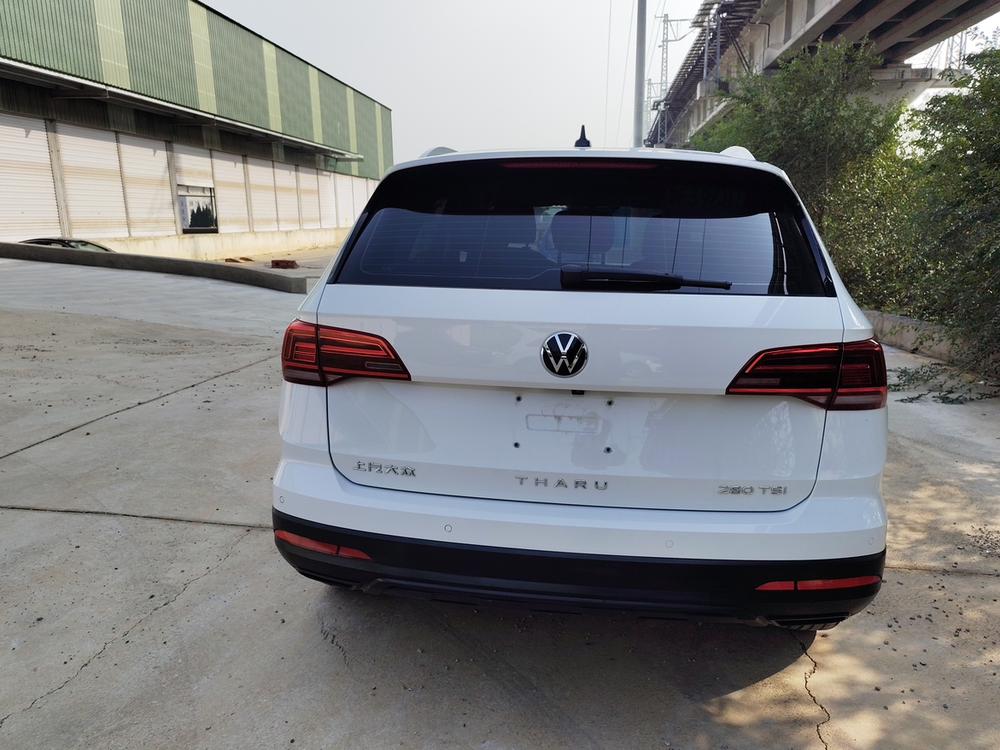 Volkswagen Tharu