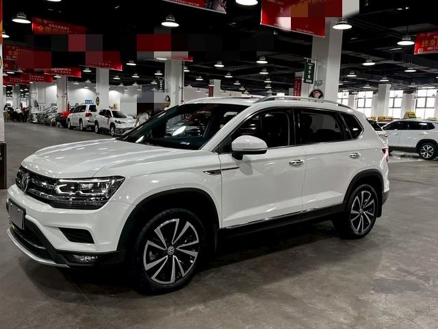 Volkswagen Tharu