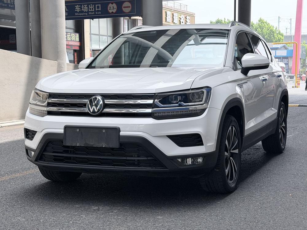 Volkswagen Tharu