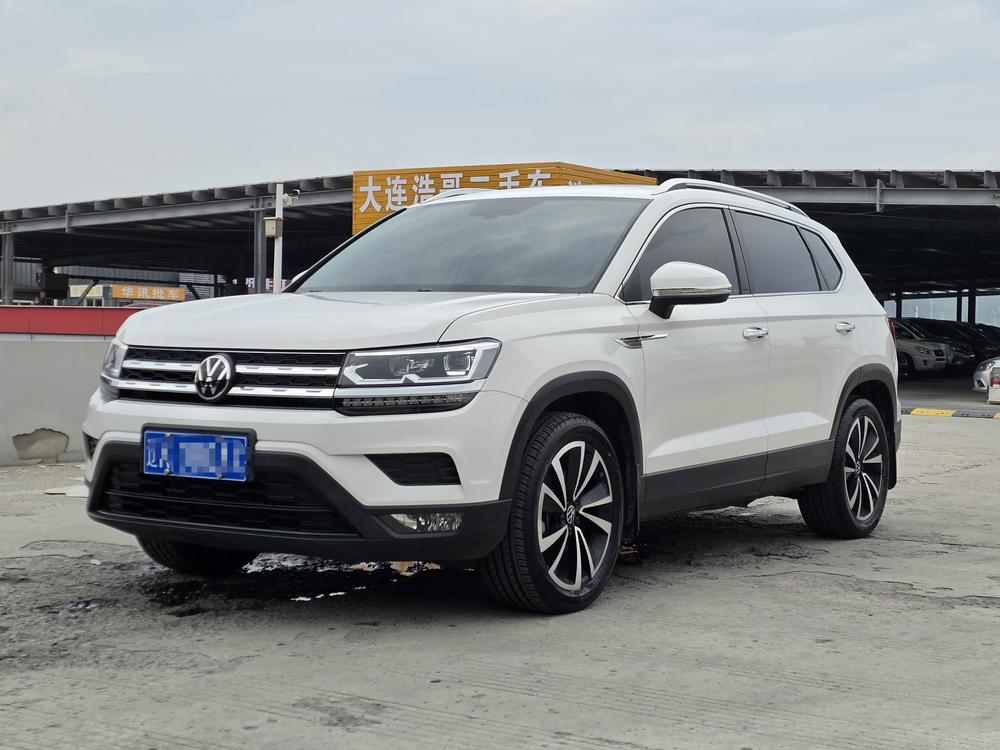 Volkswagen Tharu
