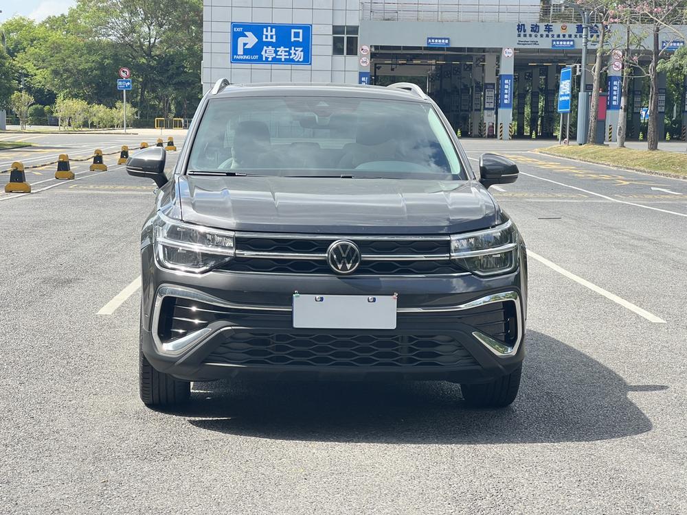 Volkswagen Tharu