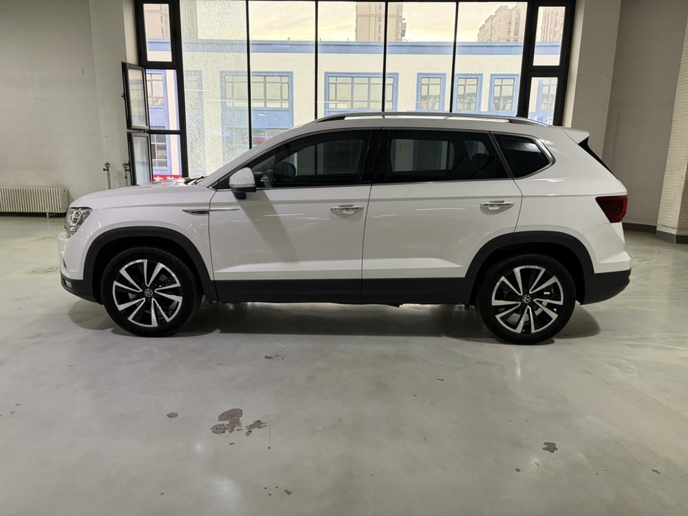 Volkswagen Tharu