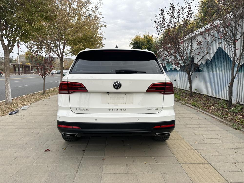 Volkswagen Tharu
